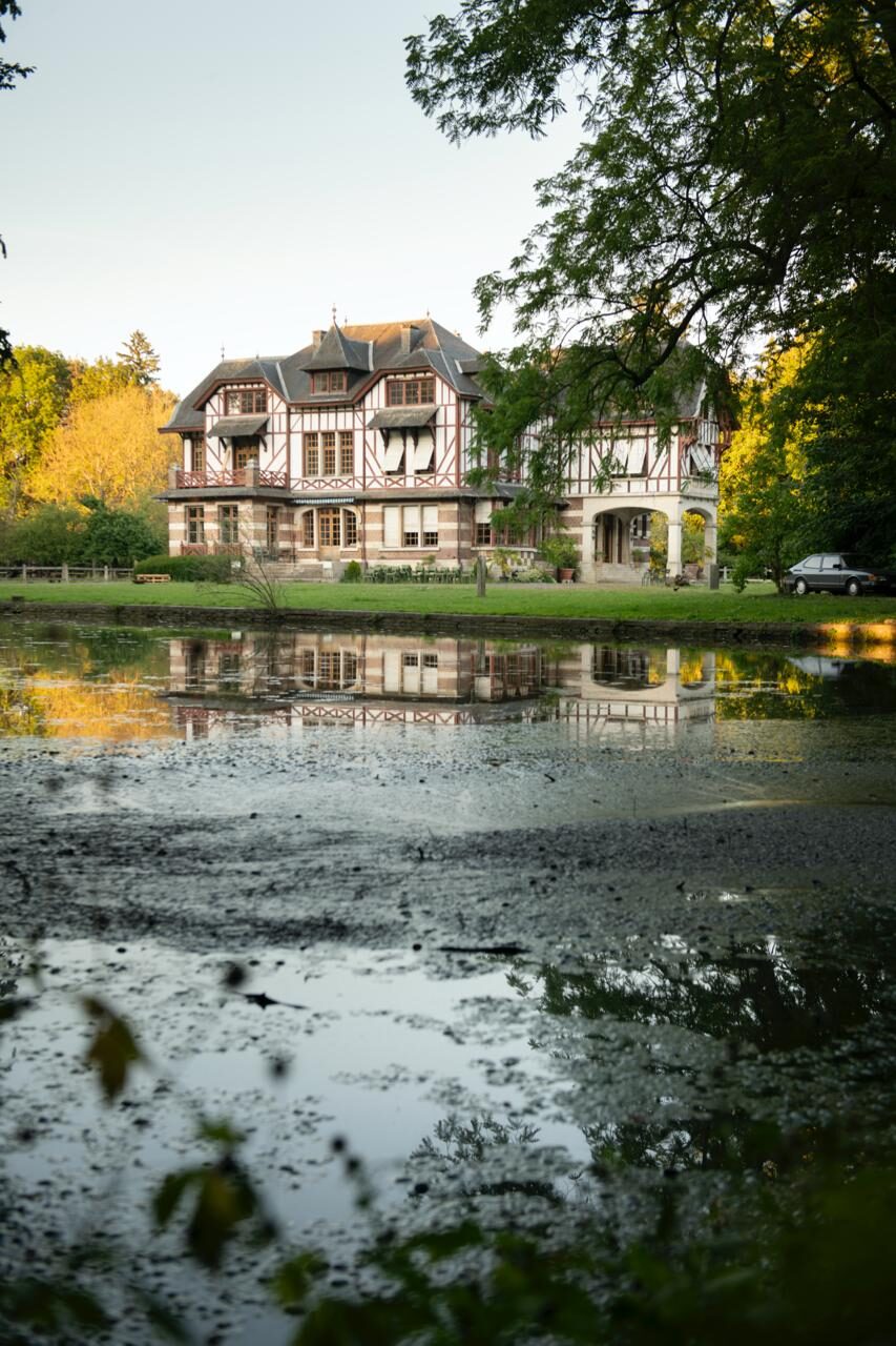 Domaine de la Nèle — the château and grounds